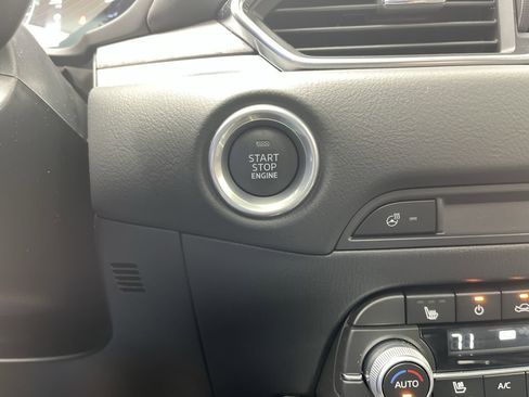 Used 2023 MAZDA CX-5 Signature image 21