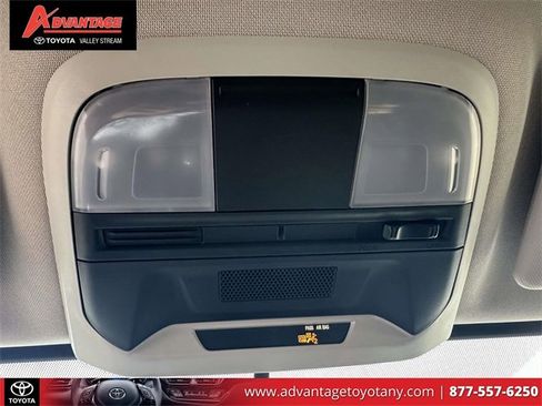 Used 2023 Subaru Crosstrek 2.0i image 36