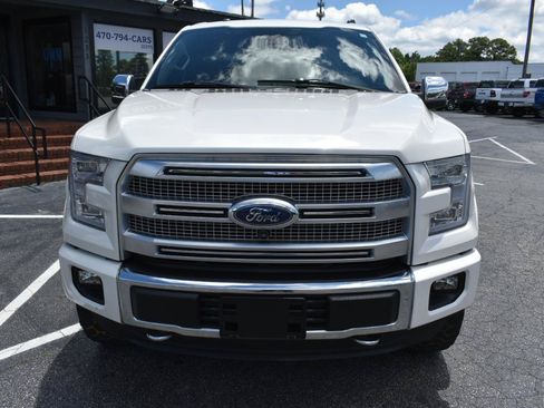 Used 2015 Ford F150 Platinum w/ Equipment Group 701A Luxury AWD/4WD image 3