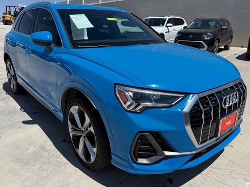 Used 2020 Audi Q3 2.0T Premium Plus w/ Premium Plus Package AWD/4WD image 2