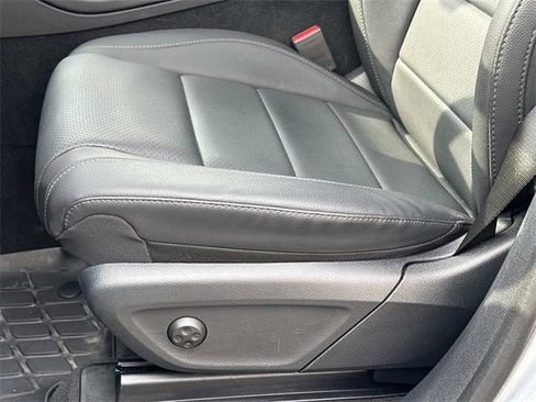 Certified 2025 Mercedes-Benz GLE 350 4MATIC image 18