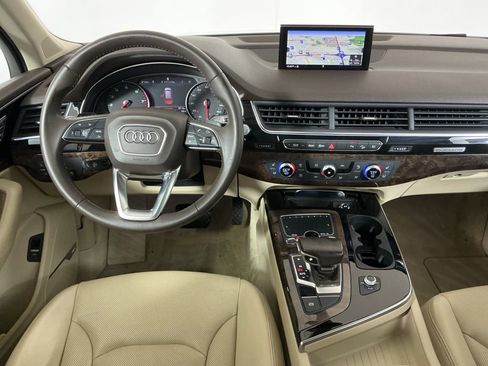 Used 2018 Audi Q7 3.0T Premium Plus w/ Premium Plus Package image 10