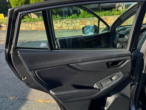 Used 2020 Subaru Impreza 2.0i image 32