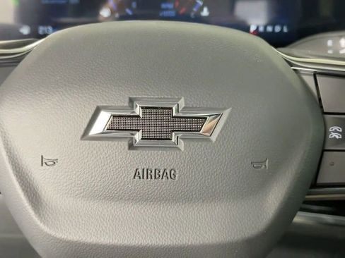 New 2025 Chevrolet Equinox RS image 25