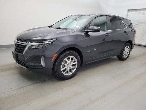 Used 2023 Chevrolet Equinox LT FWD image 2