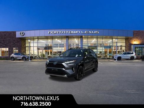 Used 2023 Toyota RAV4 XSE AWD/4WD image 1