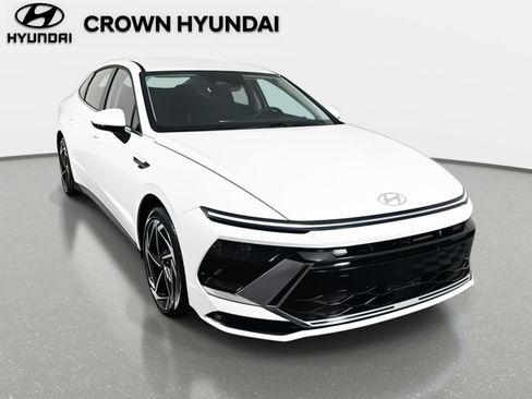 New 2026 Hyundai Sonata SEL image 1