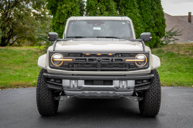 New 2026 Ford Bronco Raptor AWD/4WD image 2