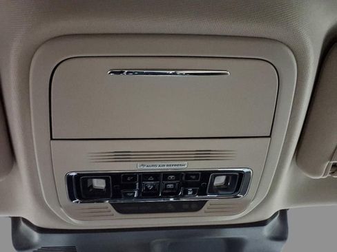 New 2025 Lincoln Corsair Reserve w/ Equipment Group 202A AWD/4WD image 25
