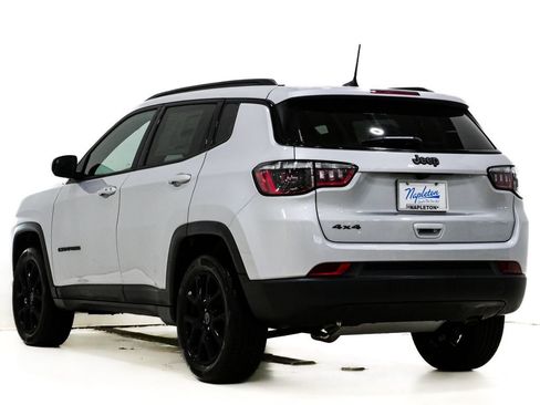 New 2026 Jeep Compass Latitude image 8