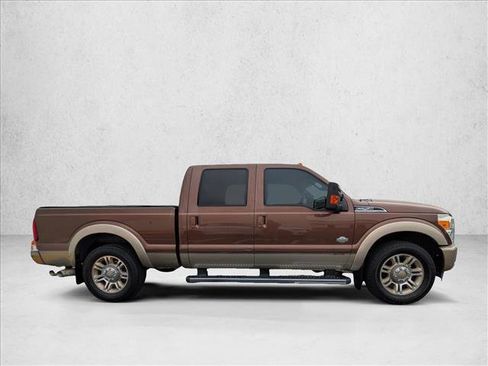 Used 2011 Ford F250 King Ranch image 4