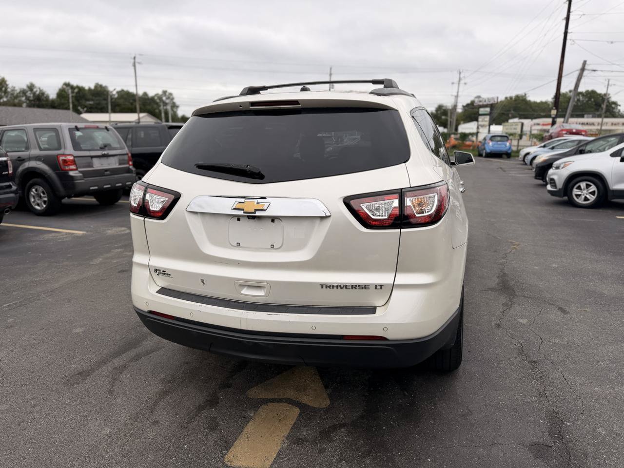 Used 2014 Chevrolet Traverse LT w/ LPO, 'HIT The Road' Package FWD image 14