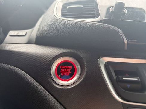Used 2022 Honda Pilot TrailSport image 36