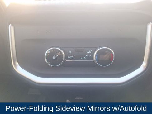 New 2025 Ford Expedition Active image 17