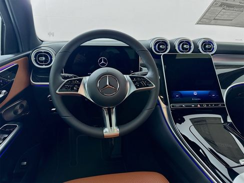 New 2026 Mercedes-Benz GLC 300 image 25