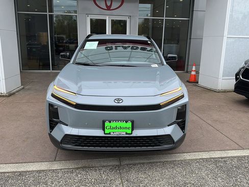 New 2026 Toyota C-HR image 2