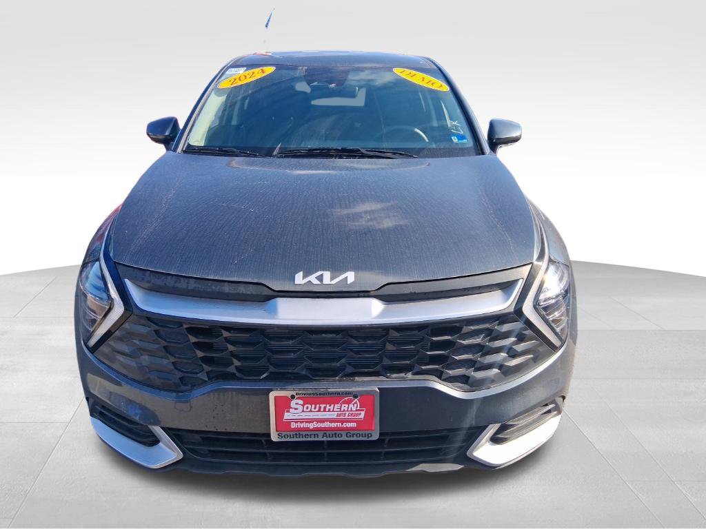 Used 2024 Kia Sportage LX AWD/4WD image 2
