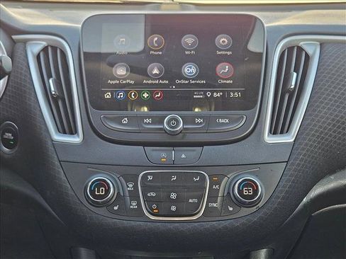 Used 2024 Chevrolet Malibu LT FWD image 16