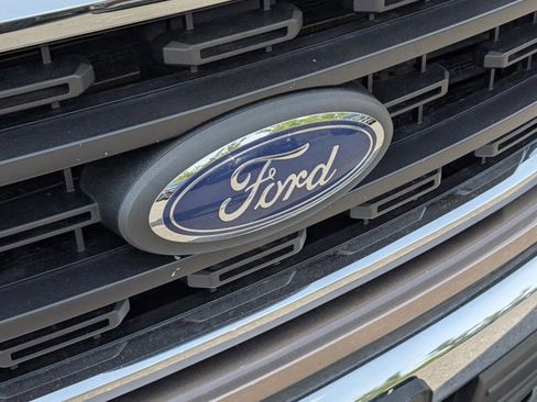 Used 2022 Ford F150 XLT w/ Equipment Group 301A Mid image 5