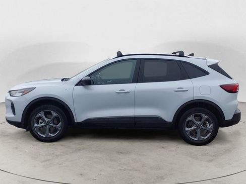 Used 2025 Ford Escape ST-Line w/ Tech Pack #1 AWD/4WD image 2