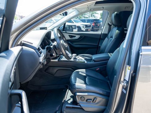 Used 2019 Audi Q7 2.0T Premium Plus w/ Premium Plus Package AWD/4WD image 11
