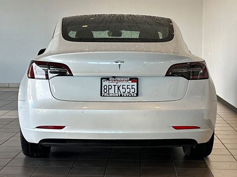 Used 2020 Tesla Model 3 Standard Range Plus image 5
