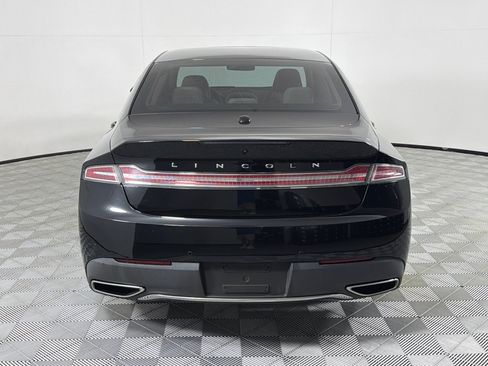 Used 2017 Lincoln MKZ Select w/ Technology Package FWD image 4