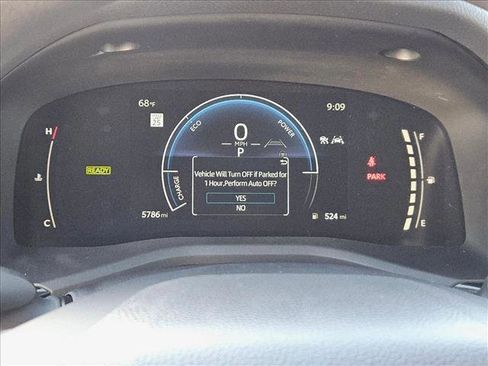 Used 2025 Toyota Camry LE image 11