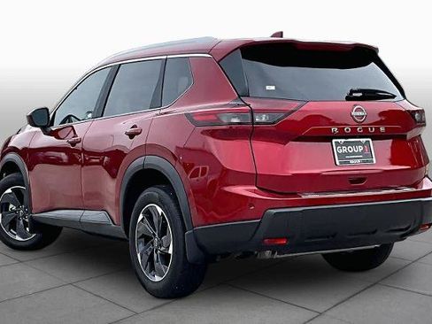 Certified 2026 Nissan Rogue SV w/ SV Premium Package FWD image 12