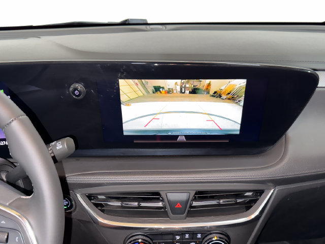 Used 2024 Buick Encore GX Preferred FWD image 11