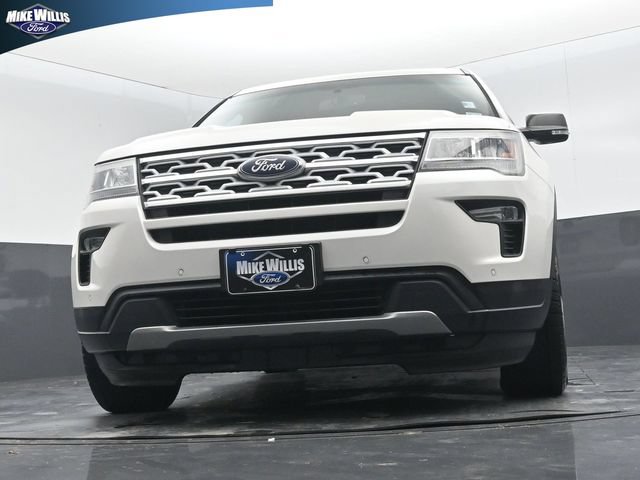 Certified 2019 Ford Explorer XLT w/ Equipment Group 202A FWD image 17