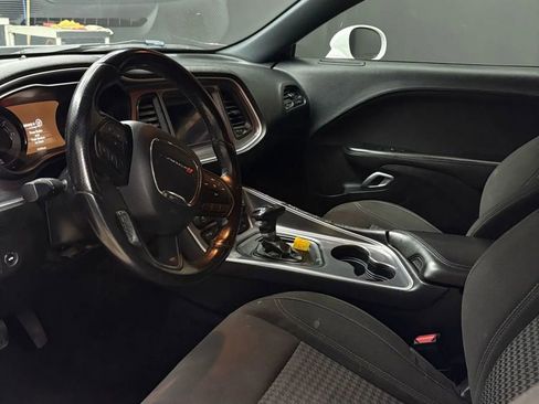 Used 2020 Dodge Challenger SXT w/ Blacktop Package image 4