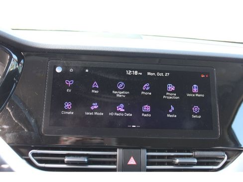 Used 2022 Kia Niro EX w/ Cold Weather Package image 24