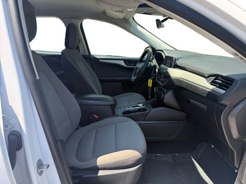 Used 2022 Ford Escape S image 15