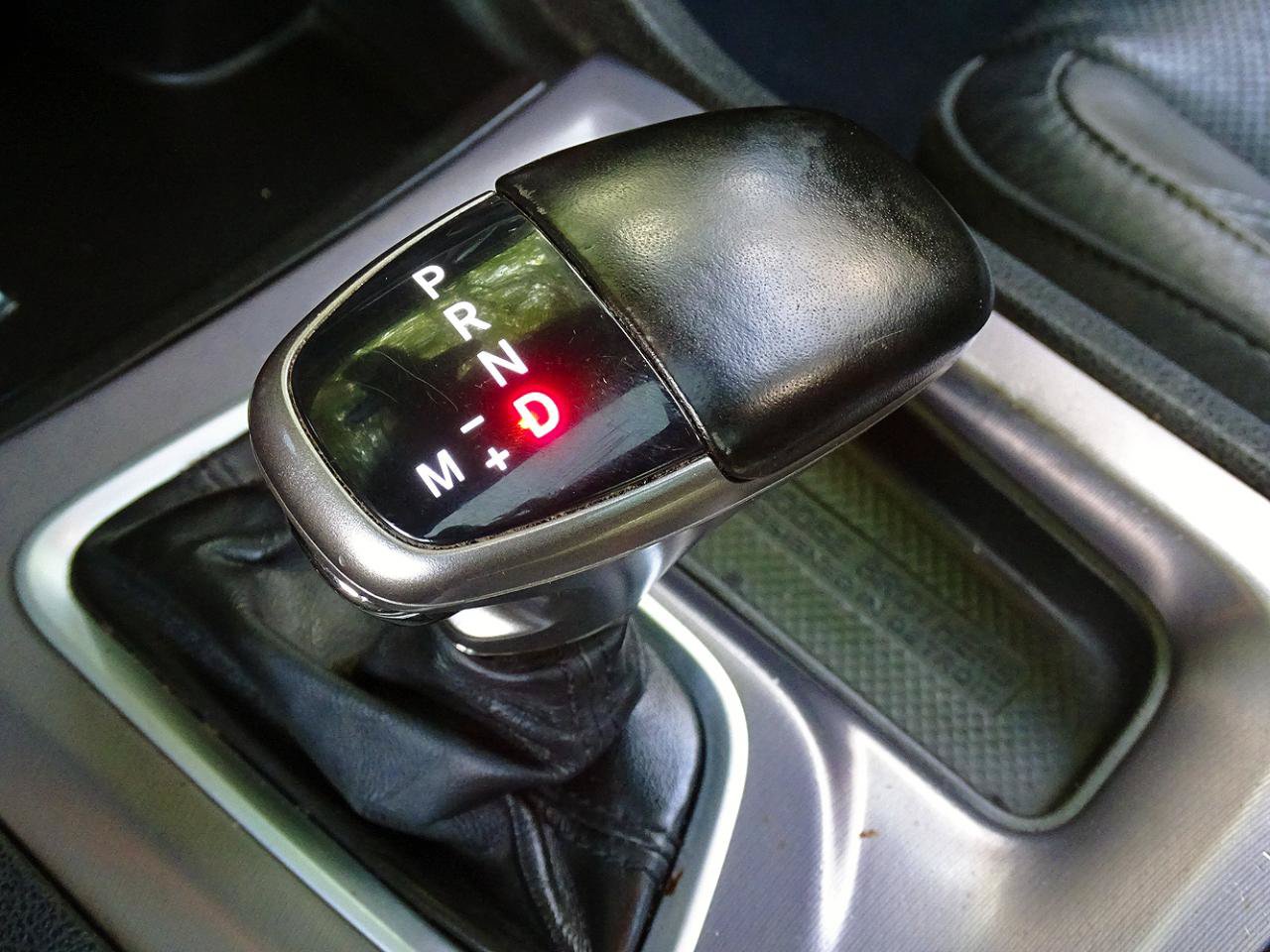 Used 2021 Dodge Charger SXT w/ Leather Interior Group RWD image 36