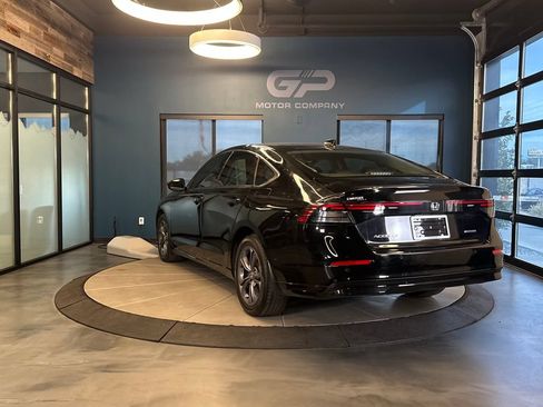 Used 2023 Honda Accord EX-L image 5