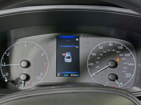 Used 2025 Toyota Corolla LE image 19