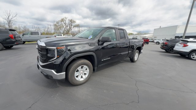 Certified 2023 GMC Sierra 1500 Pro w/ Pro Value Package AWD/4WD image 4
