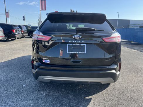 Used 2022 Ford Edge SEL AWD/4WD image 3