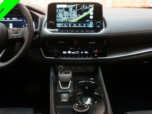 Certified 2023 Nissan Rogue Platinum w/ Platinum Premium Package AWD/4WD image 35