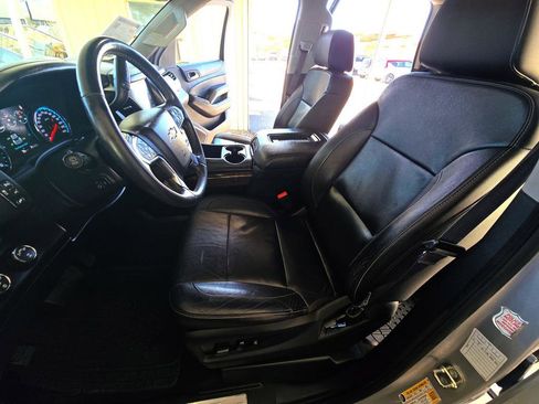 Used 2017 Chevrolet Tahoe LT image 9