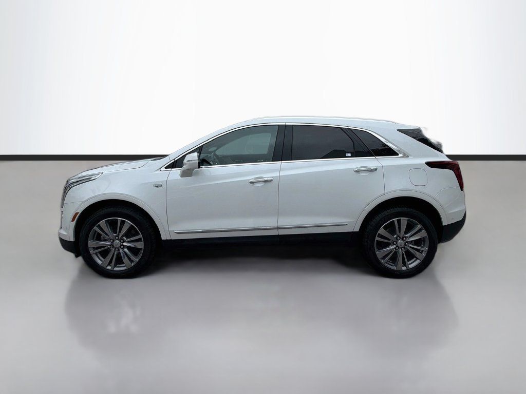 Used 2025 Cadillac XT5 Premium Luxury w/ Technology Package AWD/4WD image 8
