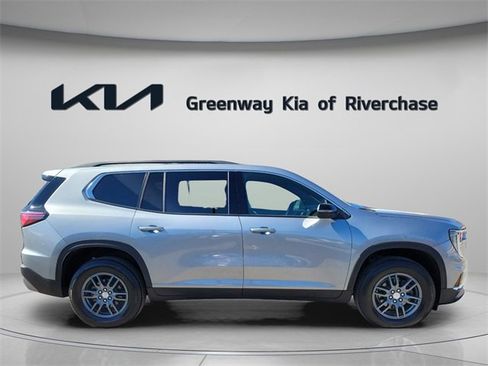 Used 2025 GMC Acadia Elevation image 4