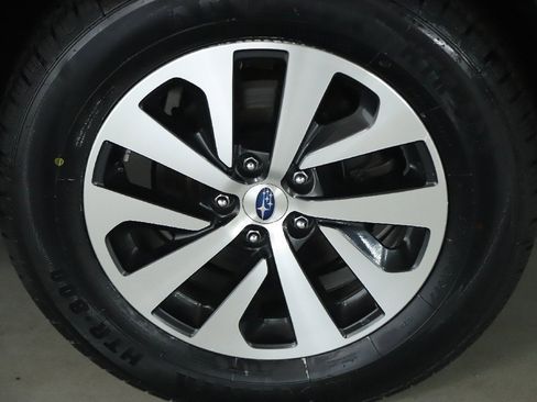 Certified 2023 Subaru Outback Premium image 39