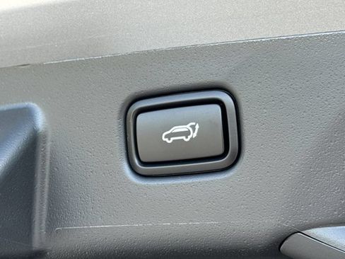 New 2026 Kia Niro Wind FWD image 9