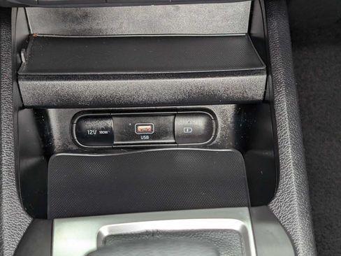 Used 2024 Kia Forte LXS w/ LXS Technology Package FWD image 27