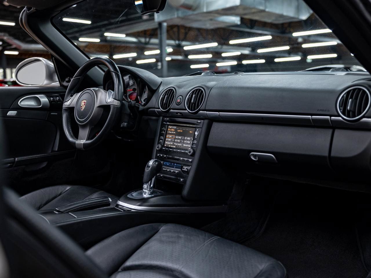 Used 2009 Porsche Boxster S RWD image 11