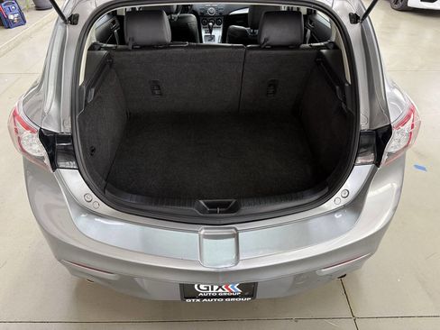 Used 2011 MAZDA MAZDA3 s Grand Touring w/ Tech Pkg FWD image 9