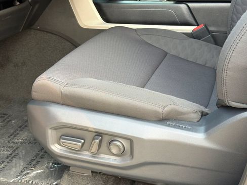 New 2026 Toyota Tundra SR5 w/ SR5 Convenience Package AWD/4WD image 16