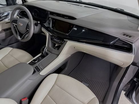 Used 2024 Cadillac XT6 Premium Luxury AWD/4WD image 34